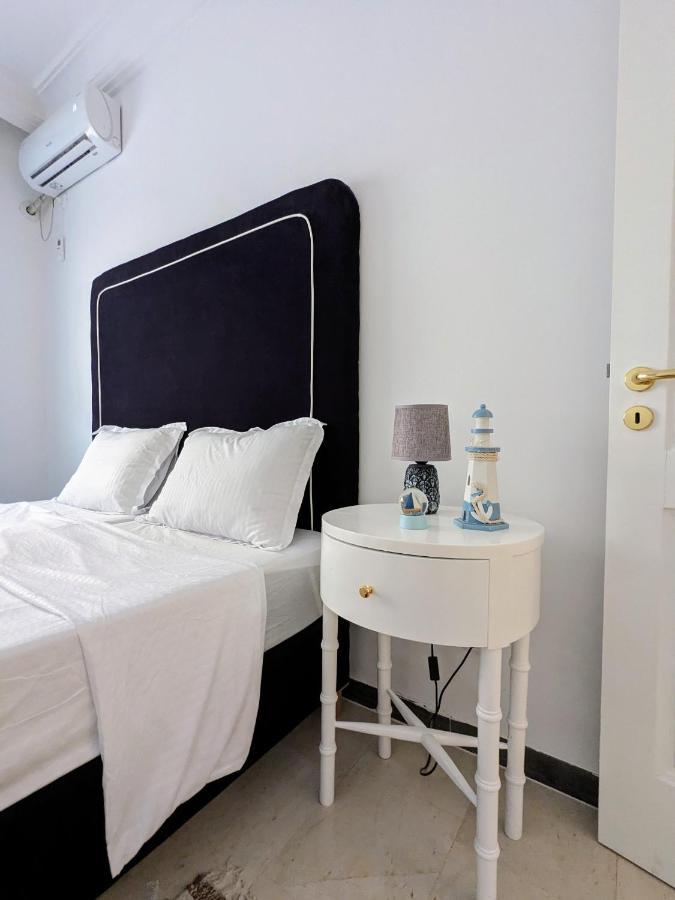 Luxury House Directly On The Beach Бизерта Екстериор снимка